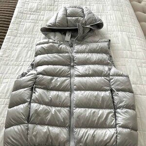 Tna The New Little Puff packable vest BNWT S